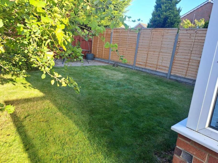Modern Living In Hull Vila Kingston upon Hull Exterior foto